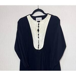 Vanity Fair Vintage Black Long Robe w/Pockets White Embroidered 1/2 Zip Size XS